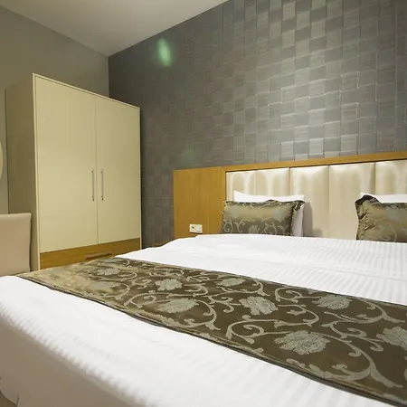 A Aparthotel 2*